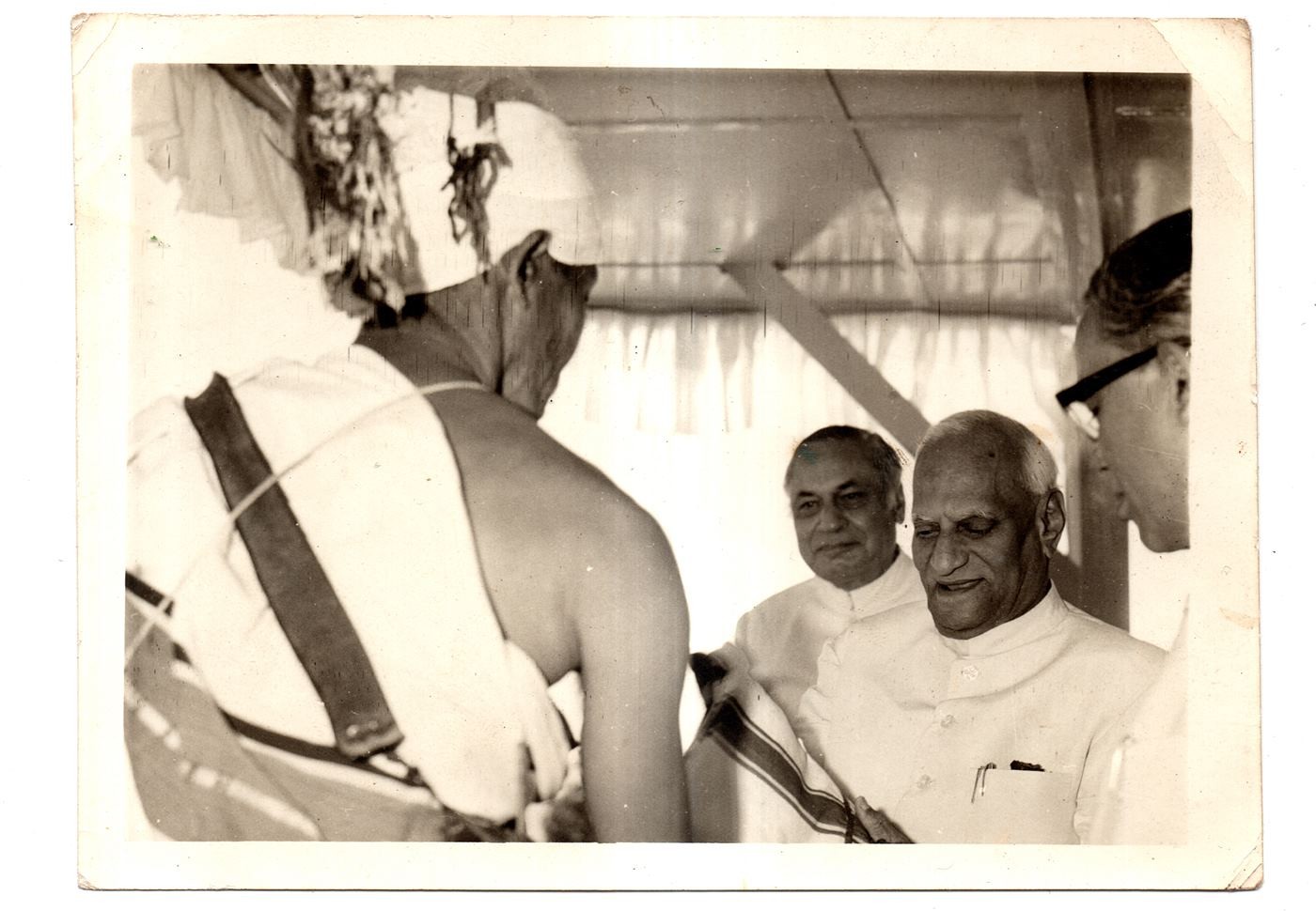 President V.V Giri visited Churachandpur on 21st October, 1972. Seen here is Pu Gouchinkhup, who is one of the selected tribal chiefs presenting traditional shawl to the Hon’ble President.
