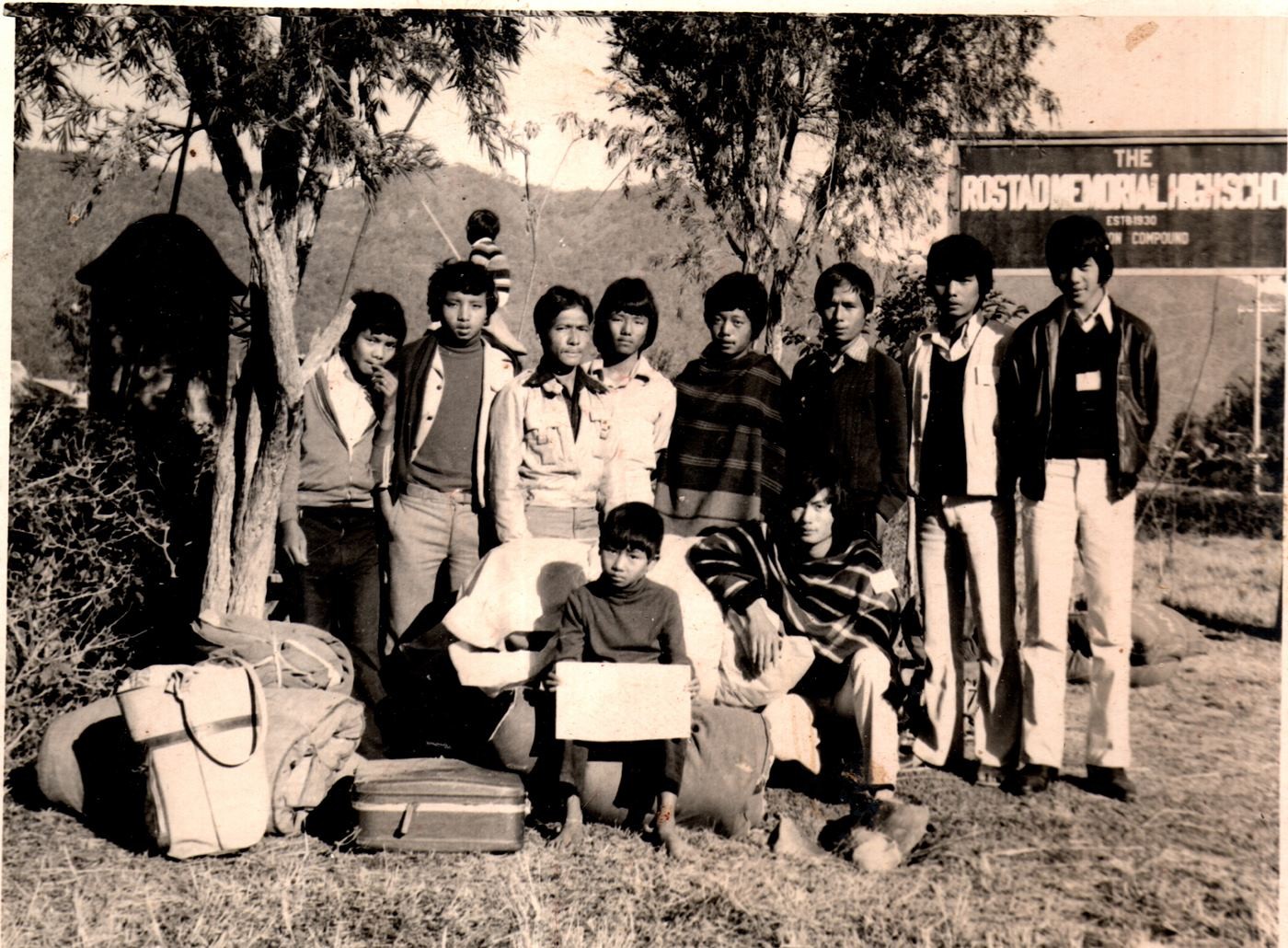 A group photo in front of the then Rostad Memorial High School at Mission Compound, an institution established as a memorial to the Rostad’s who were missionaries stationed until the latest 1940s.