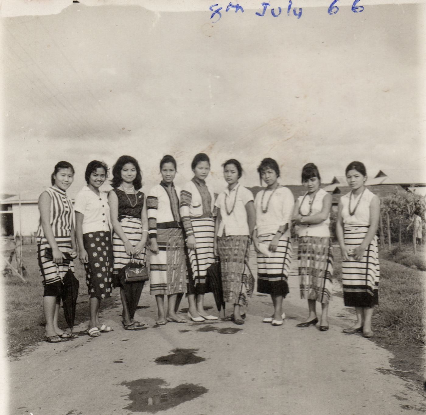 Styling with traditional puan in the 1960s 